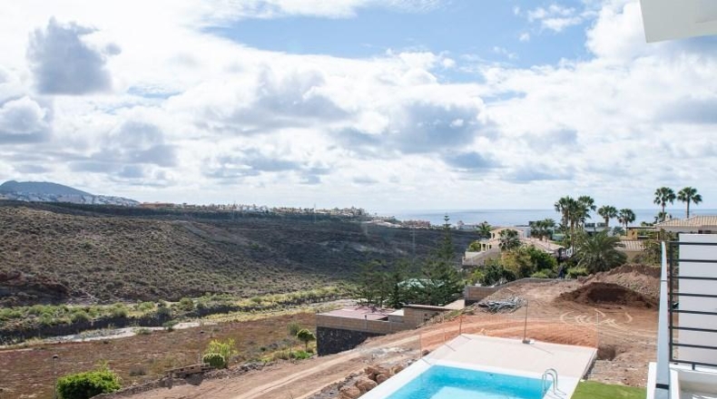 Santa Cruz de Tenerife - Adeje - 2500m2