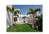Chalet independiente con terreno en venta en la España, Adeje, ref: TR216595 foto