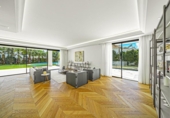 Chalet independiente con terreno en venta en la España, Marbella, ref: TR246863 foto