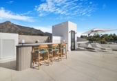 Chalet independiente con terreno en venta en la España, Marbella, ref: TR162221 foto