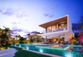 Chalet independiente con terreno en venta en la España, Marbella, ref: TR237683 foto