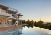 Chalet independiente con terreno en venta en la España, Benahavís, ref: TR155778 foto