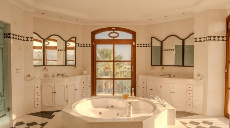 Málaga - Marbella - 3400m2