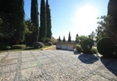 Chalet independiente con terreno en venta en la España, Estepona, ref: TR169060 foto