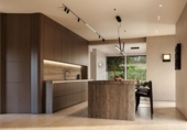 Chalet independiente con terreno en venta en la España, Barcelona, ref: TR237643 foto