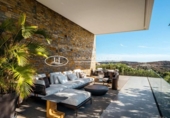 Chalet independiente con terreno en venta en la España, Benahavís, ref: TR179422 foto