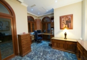 Chalet independiente con terreno en venta en la España, Benahavís, ref: TR162223 foto