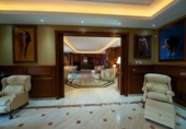 Chalet independiente con terreno en venta en la España, Benahavís, ref: TR162223 foto