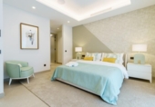 Chalet independiente con terreno en venta en la España, Benahavís, ref: TR236133 foto