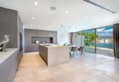 Chalet independiente con terreno en venta en la España, Calvià, ref: TR136903 foto