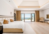 Chalet independiente con terreno en venta en la España, Marbella, ref: TR158151 foto
