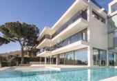 Chalet independiente con terreno en venta en la España, Barcelona, ref: TR178140 foto