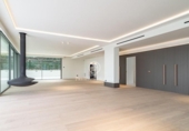Chalet independiente con terreno en venta en la España, Barcelona, ref: TR178140 foto