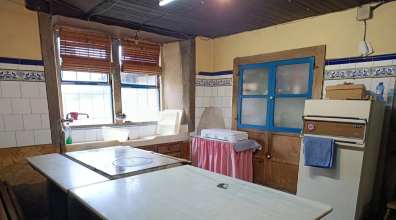 Понтеведра - Vila de Cruces - 8000m2