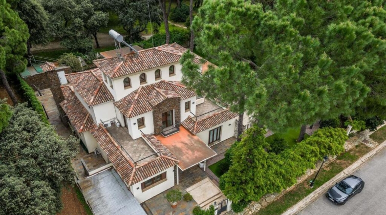 Sevilla - Bollullos de la Mitación - 330m2