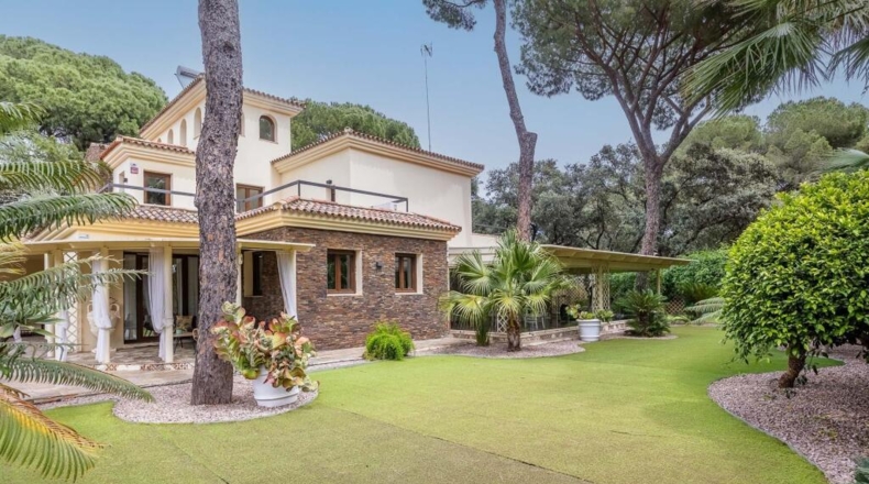 Sevilla - Bollullos de la Mitación - 330m2