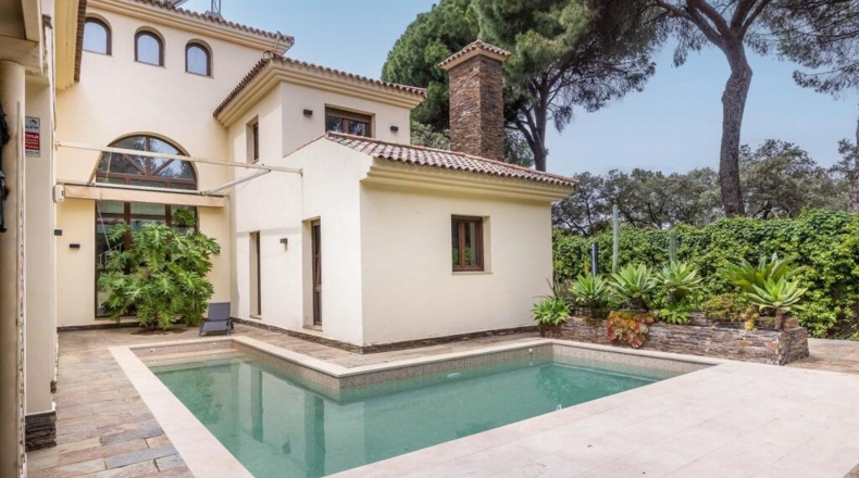 Sevilla - Bollullos de la Mitación - 330m2