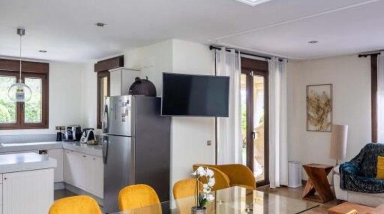 Sevilla - Bollullos de la Mitación - 330m2
