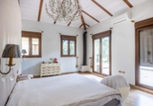 Chalet independiente con terreno en venta en Bollullos de la Mitación ref: TR406226 foto