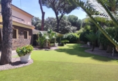 Chalet independiente con terreno en venta en Bollullos de la Mitación ref: TR406226 foto