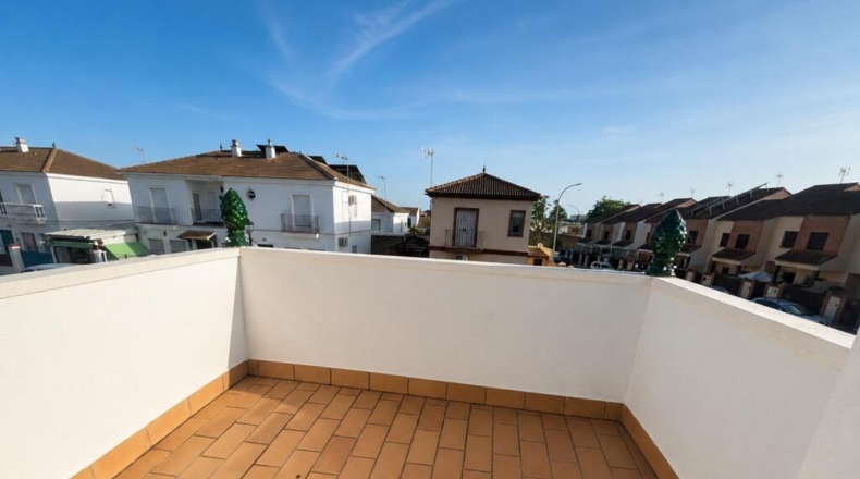 Sevilla - Pilas - 117m2