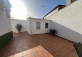 Chalet independiente con terreno en venta en Pilas ref: TR412001 foto