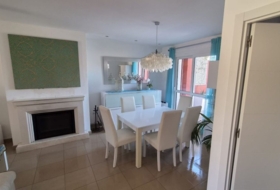 La Línea de la Concepción 300&nbsp;m²