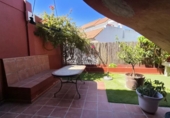 Chalet adosado con terreno en alquiler en La Línea de la Concepción ref: TR413418 foto