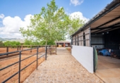 Chalet independiente con terreno en venta en Villanueva del Rosario ref: TR412996 foto