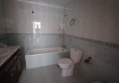 Chalet adosado con terreno en venta en la España, Sevilla, ref: TR412999 foto