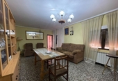 Casa de pueblo en venta en Valdepeñas ref: TR413003 foto