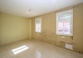 Chalet independiente con terreno en venta en Chozas de Canales ref: TR413010 foto