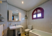 Chalet independiente con terreno en venta en Loja ref: TR413031 foto