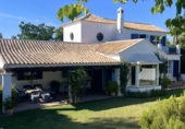 Xalet independent amb terreny en venda a Tomares ref.: TR409113 foto