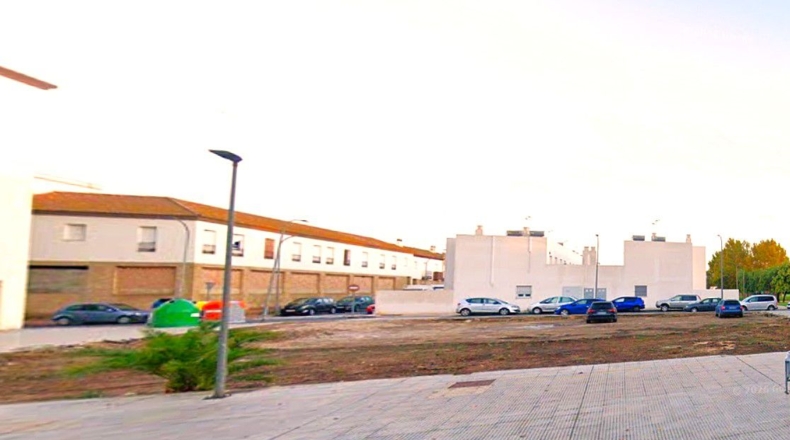 Huelva - San Juan del Puerto - 730m2