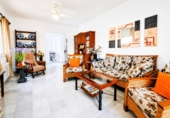 Chalet independiente con terreno en venta en Chiclana de la Frontera ref: TR394574 foto
