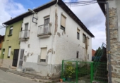 Chalet independiente con terreno en venta en la España, Carracedelo, ref: TR413074 foto
