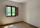 Casa de pueblo en venta en la España, Pola de Lena, ref: TR280946 foto