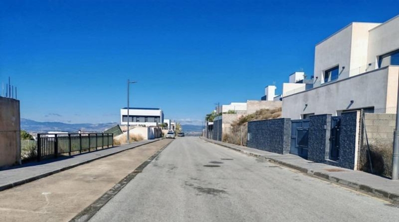 Granada - La Zubia - 589m2