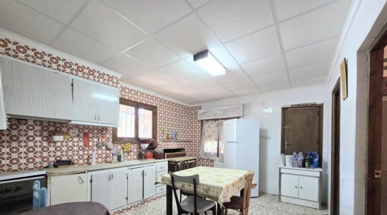 Alicante - Monóvar - 1100m2