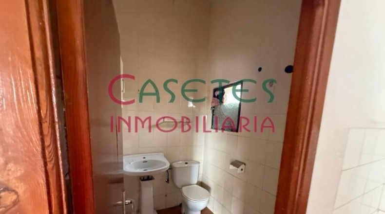 València - Llíria - 3700m2