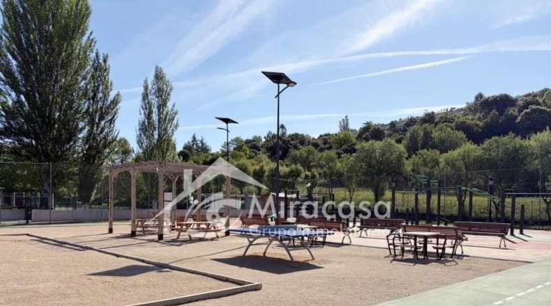 Comunidad de Madrid - Ambite - 221m2