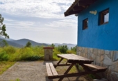 Загородный дом с участком на продажу в городе Cudillero Фото