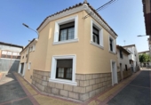 Chalet independiente con terreno en venta en la España, Novallas, ref: TR413174 foto