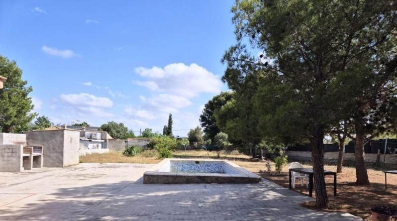 València - Llíria - 1228m2