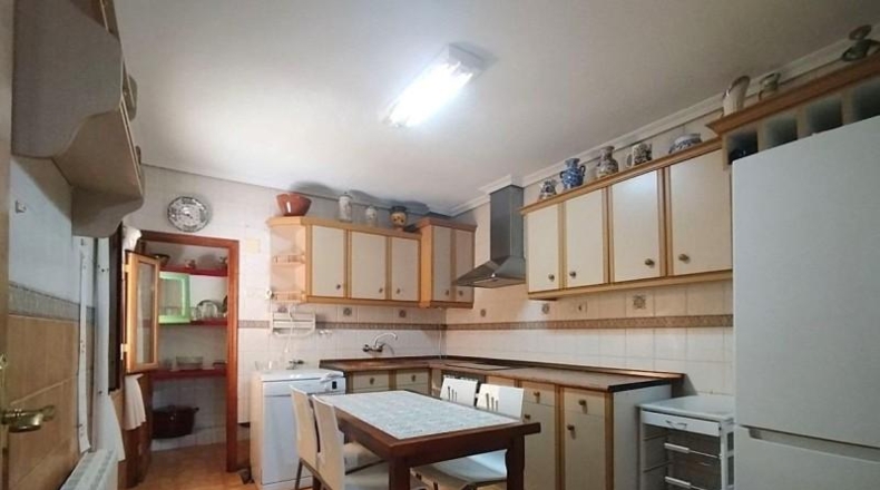 Albacete - La Roda - 302m2