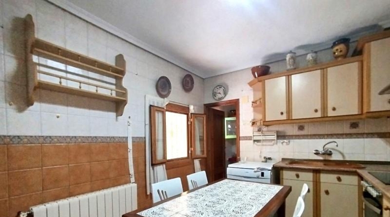 Albacete - La Roda - 302m2
