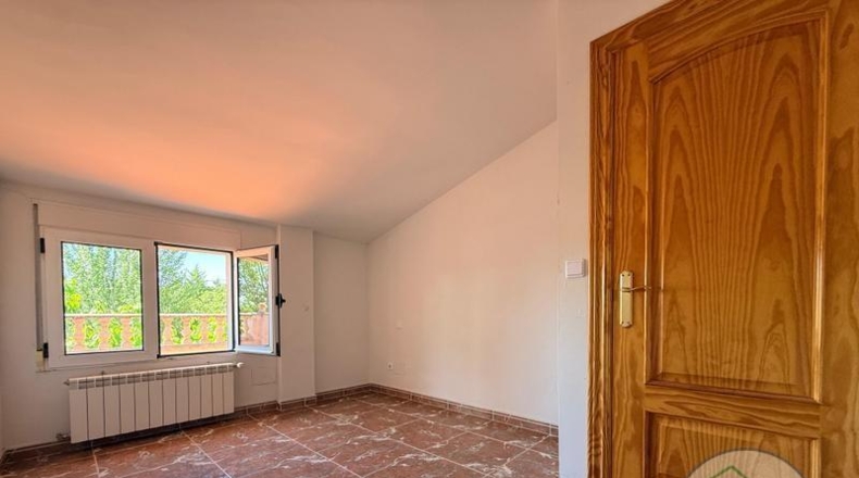 Вальядолид - Traspinedo - 1037m2