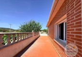 Chalet independiente con terreno en venta en la España, Traspinedo, ref: TR412928 foto