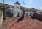Дом с участком на продажу в городе Villaverde del Río Фото